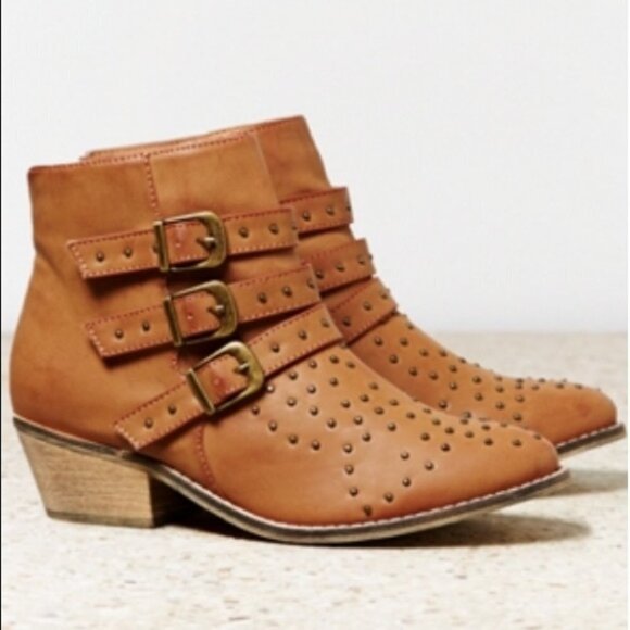 AEO American Eagle Outfitters studded ankle boot 7641 7M tan western - Picture 1 of 11